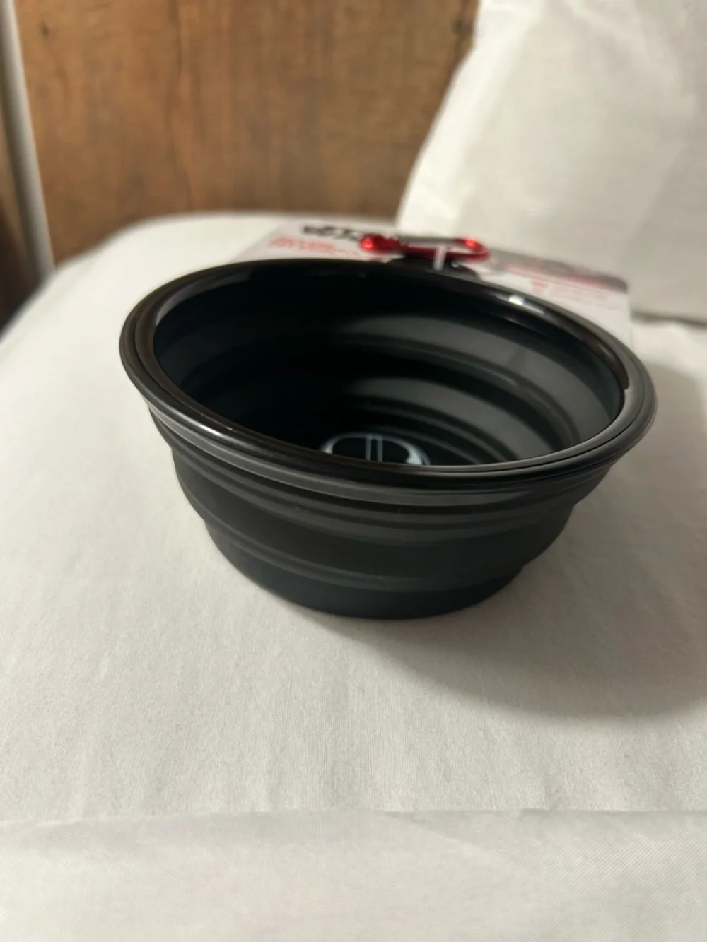 Star Wars Black Darth Vader Collapsible Silicone Pet Bowl with Red Clip